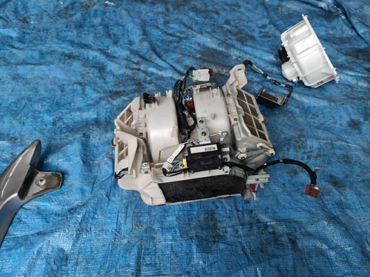 Мотор печки Хонда Легенд в Саратове 206136